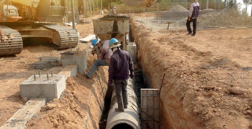 Muradiye’de 146,5 Kilometrelik Altyapı Ağı